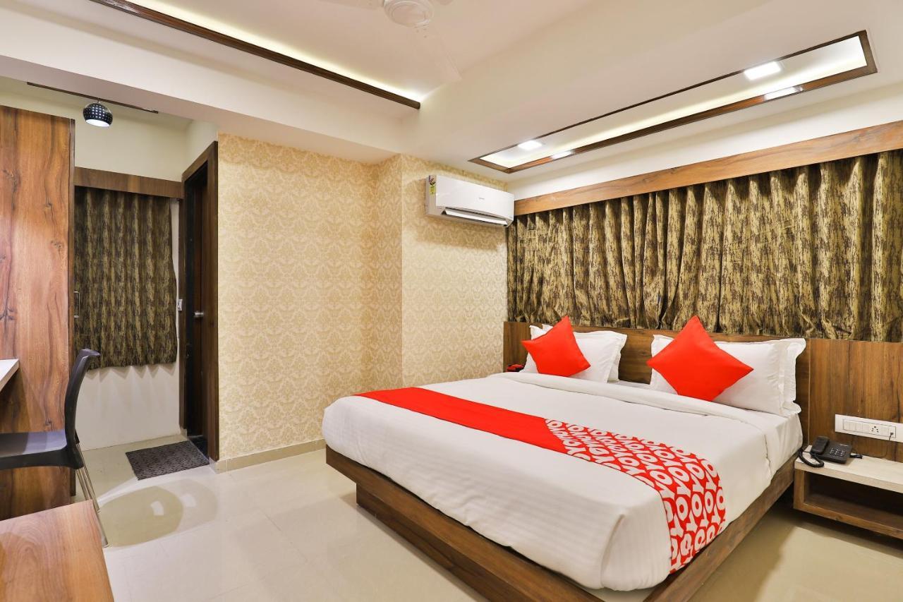 Oyo 24950 Hotel Shree Balaji Residency Ахмедабад Экстерьер фото